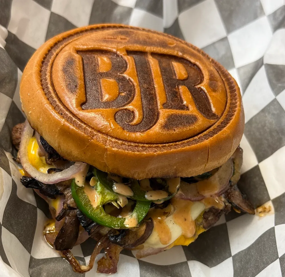 Grab a Bite at the Food Truck <span class='subtitle'>[Select Saturdays Only]</span>